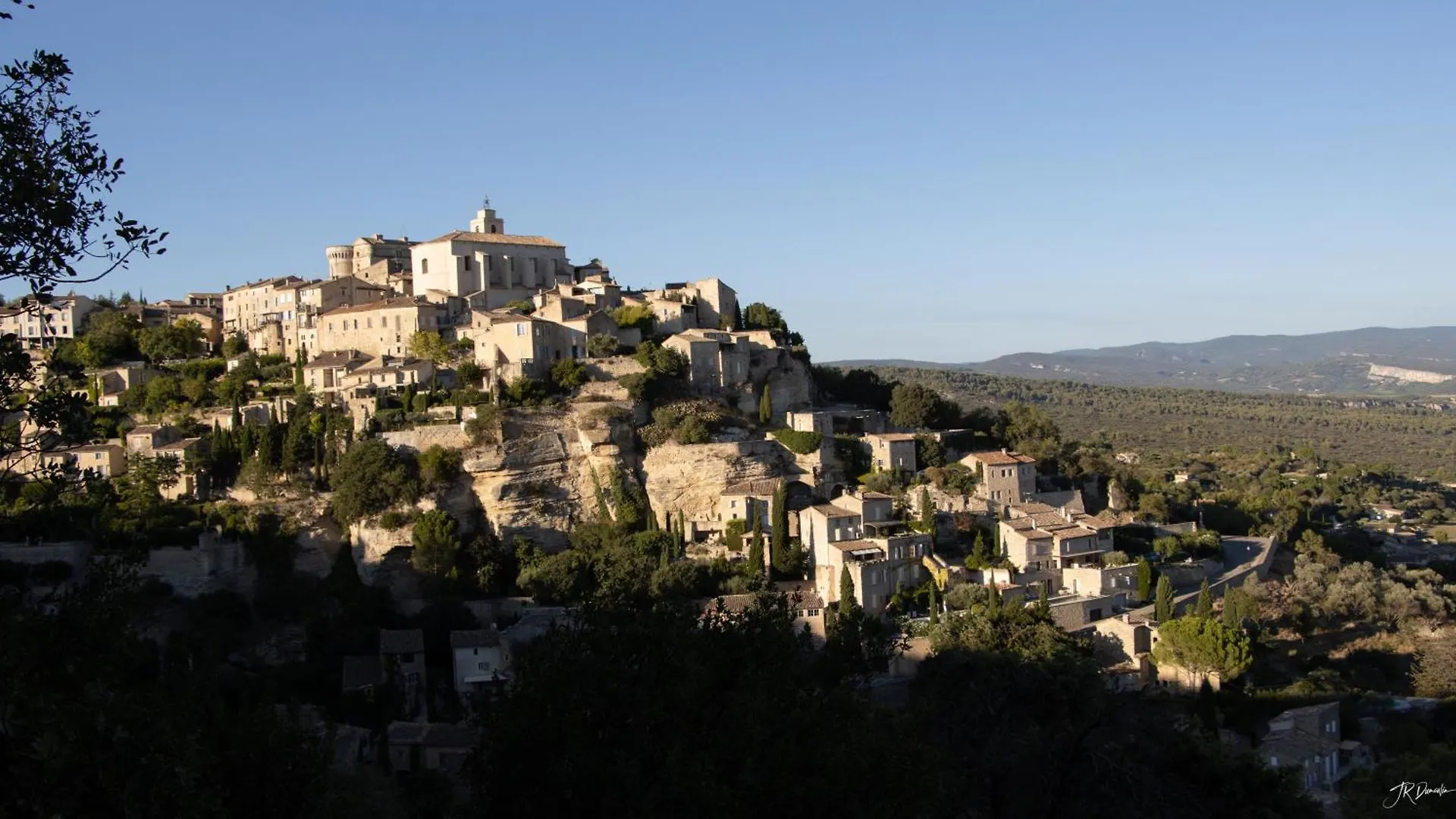 Céreste Studio Dans Le Luberon
