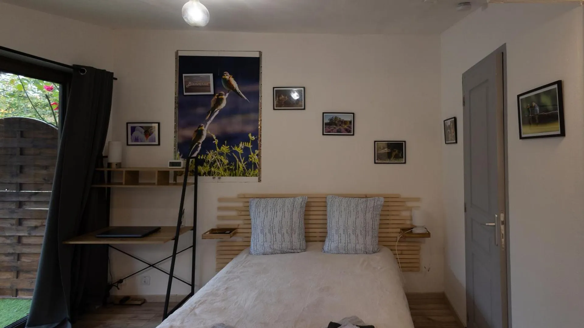 Céreste Studio Dans Le Luberon